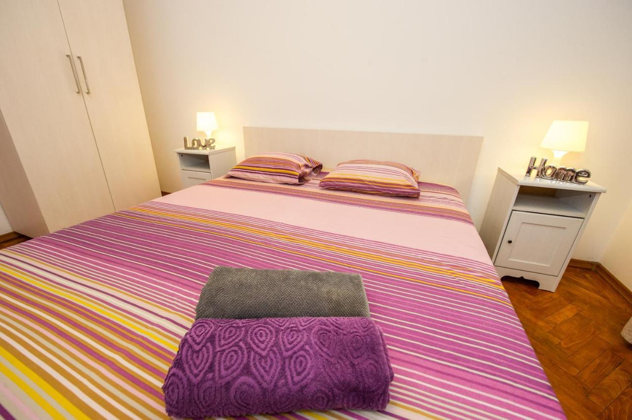 Apartmán Universitate 1 Bukurešť Exteriér fotografie