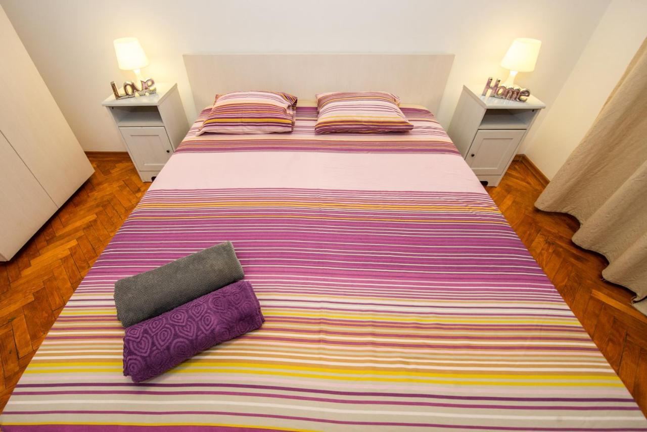 Apartmán Universitate 1 Bukurešť Exteriér fotografie